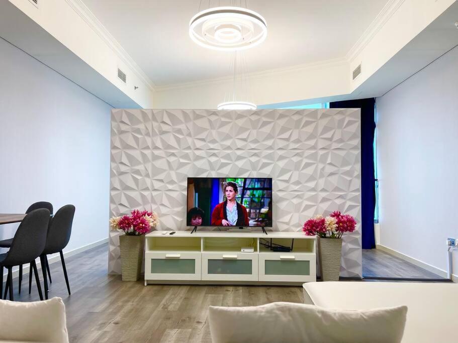 Cozy Upgraded Residential Flat With Sea, Mangrove, Pool View - 1203 Not Hotel Abu Dzabi Kültér fotó