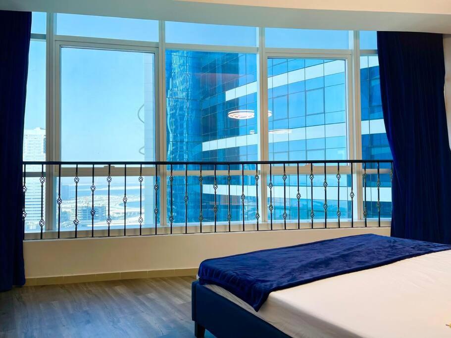 Cozy Upgraded Residential Flat With Sea, Mangrove, Pool View - 1203 Not Hotel Abu Dzabi Kültér fotó
